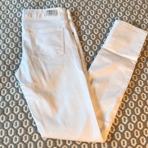 White skinny pants